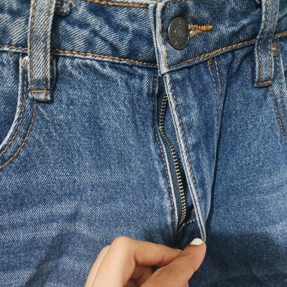 Almost Famous Women denim blue ripped short pant - Picture 5 of 9